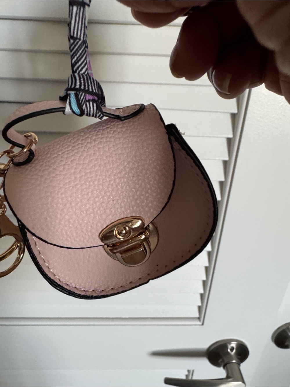 Mini Pink Crossbody Bag Keychain - Fashion Accent